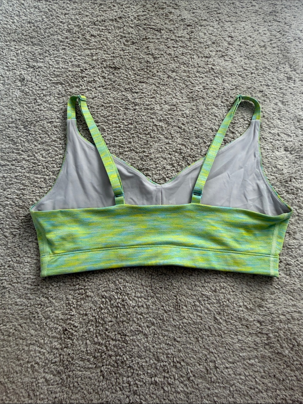 Outdoor Voices Spacedye green sports bra and biker shorts set - Picture 5 of 9